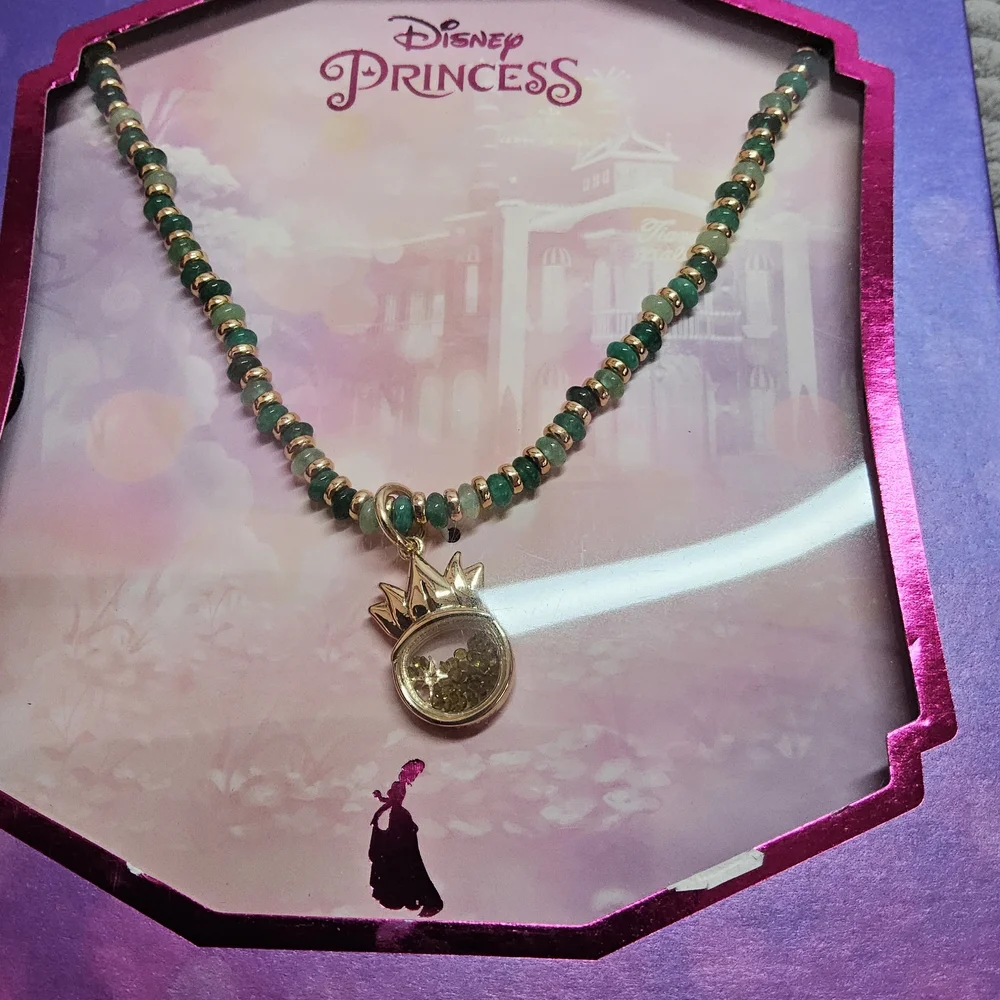 New  Disney Princess Green and Goldtone Necklace